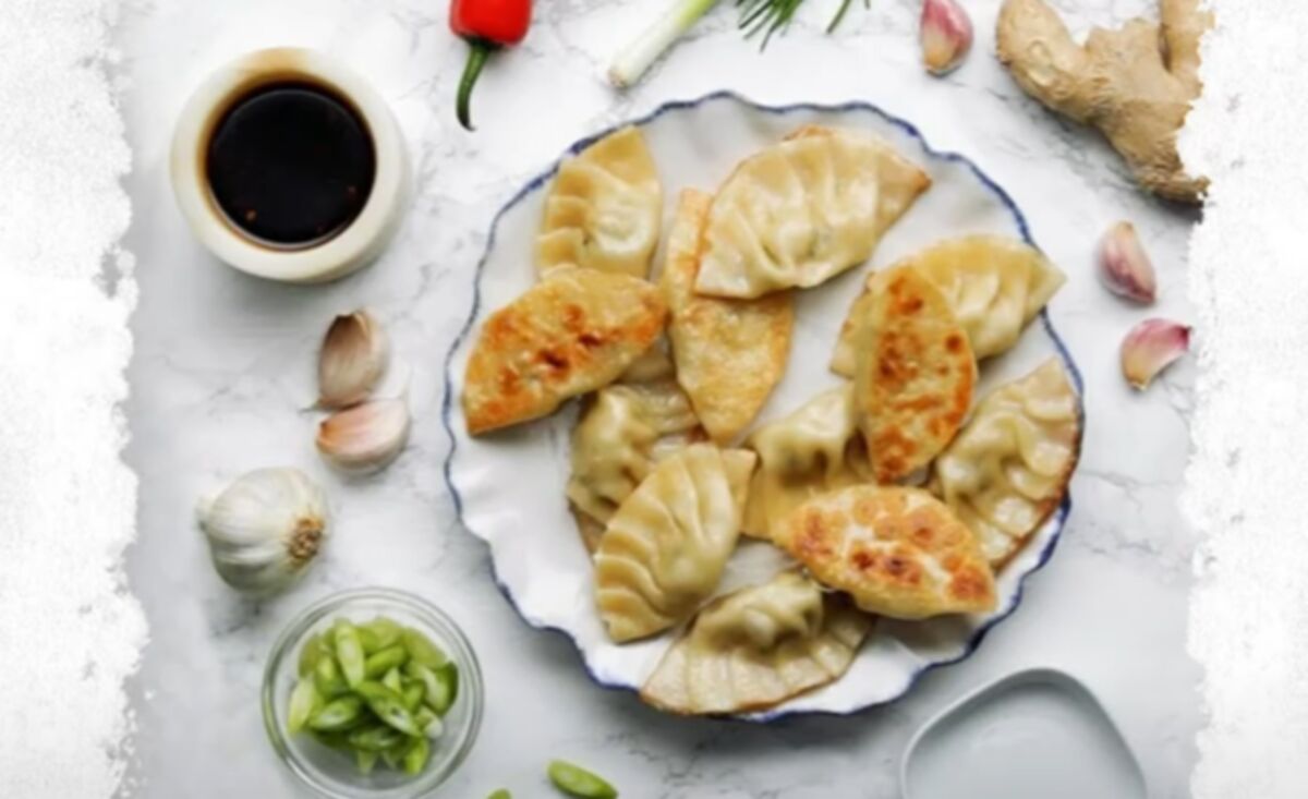 CHICKEN & CHIVE DUMPLINGS RECIPE